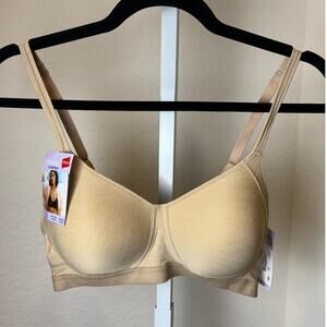 Hanes Cooling Comfort X-Temp Beige Wirefree Convertible Straps Bra NWT Medium